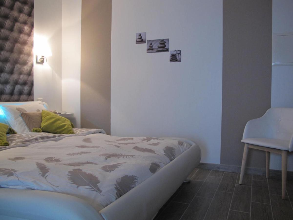Les Victoriennes Bed & Breakfast Verdun-sur-Meuse Екстериор снимка
