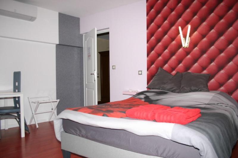 Les Victoriennes Bed & Breakfast Verdun-sur-Meuse Екстериор снимка